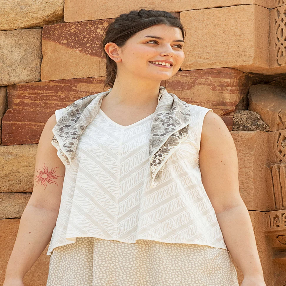 “Kirana” scarf in organic cotton - limestone