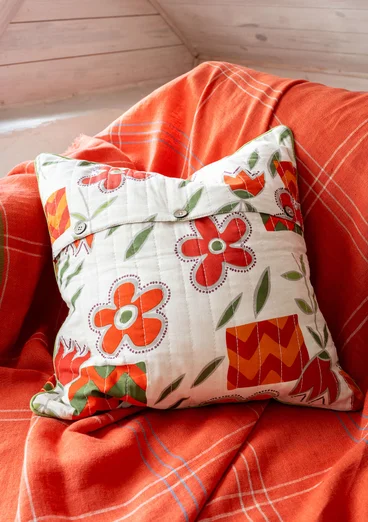 “Drömmar” organic cotton quilted cushion cover - rowan