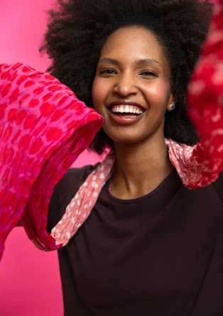 “Sally” shawl in organic cotton - amaryllis