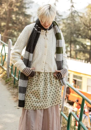 Strickjacke „Eternity“ aus Lammwollmischung - ungebleicht