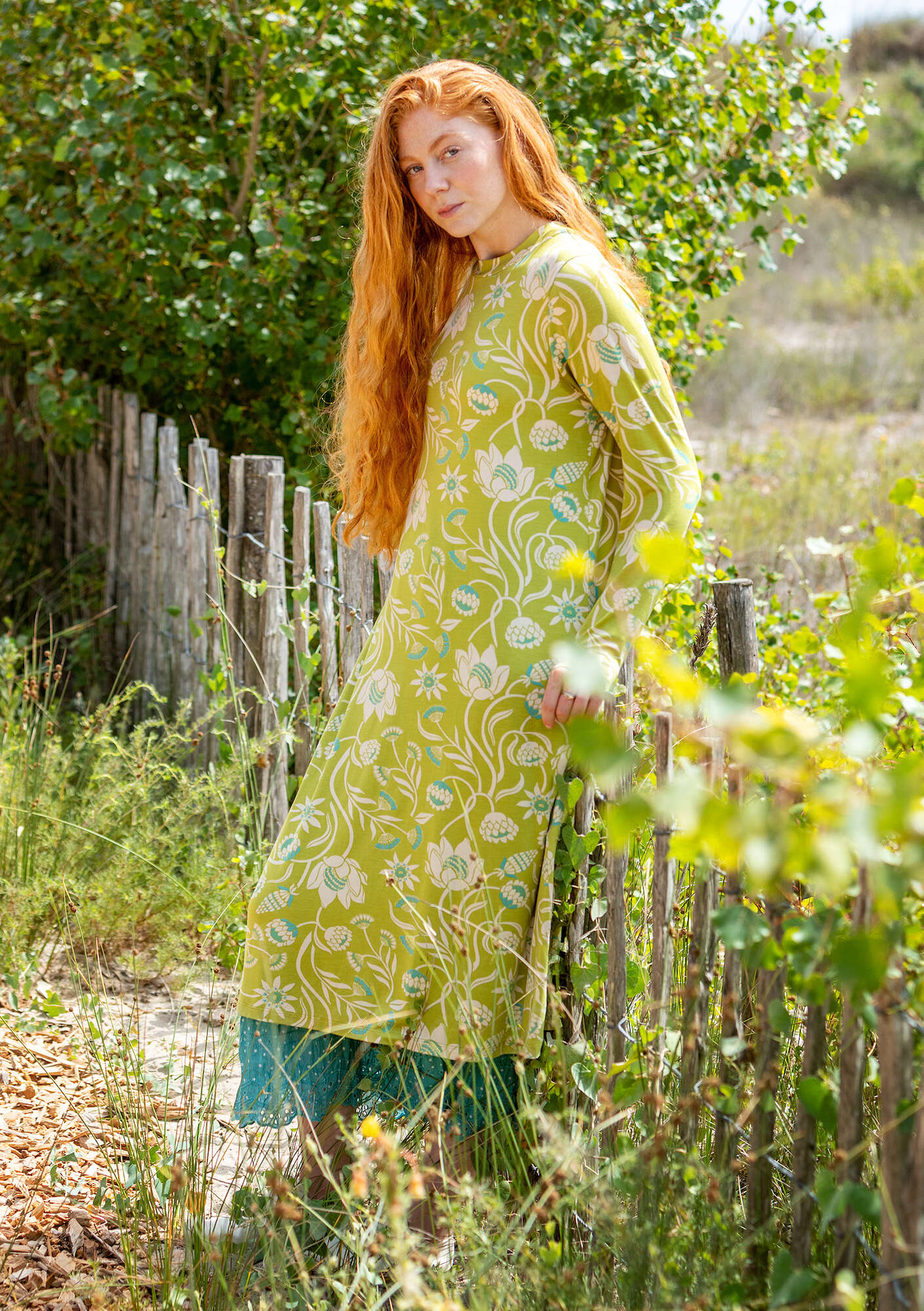 “Protea” jersey dress in lyocell/spandex leaf green thumbnail