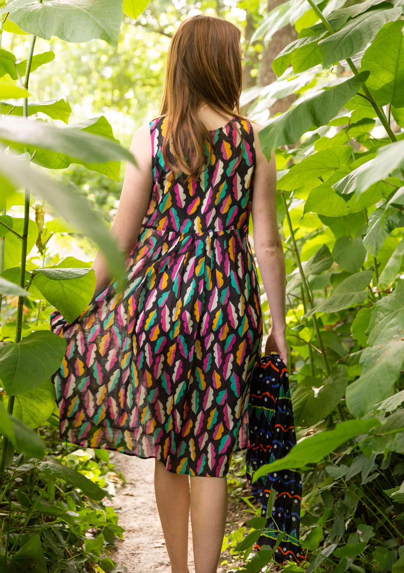 Vevd kjole «Agave» i økologisk bomull svart thumbnail