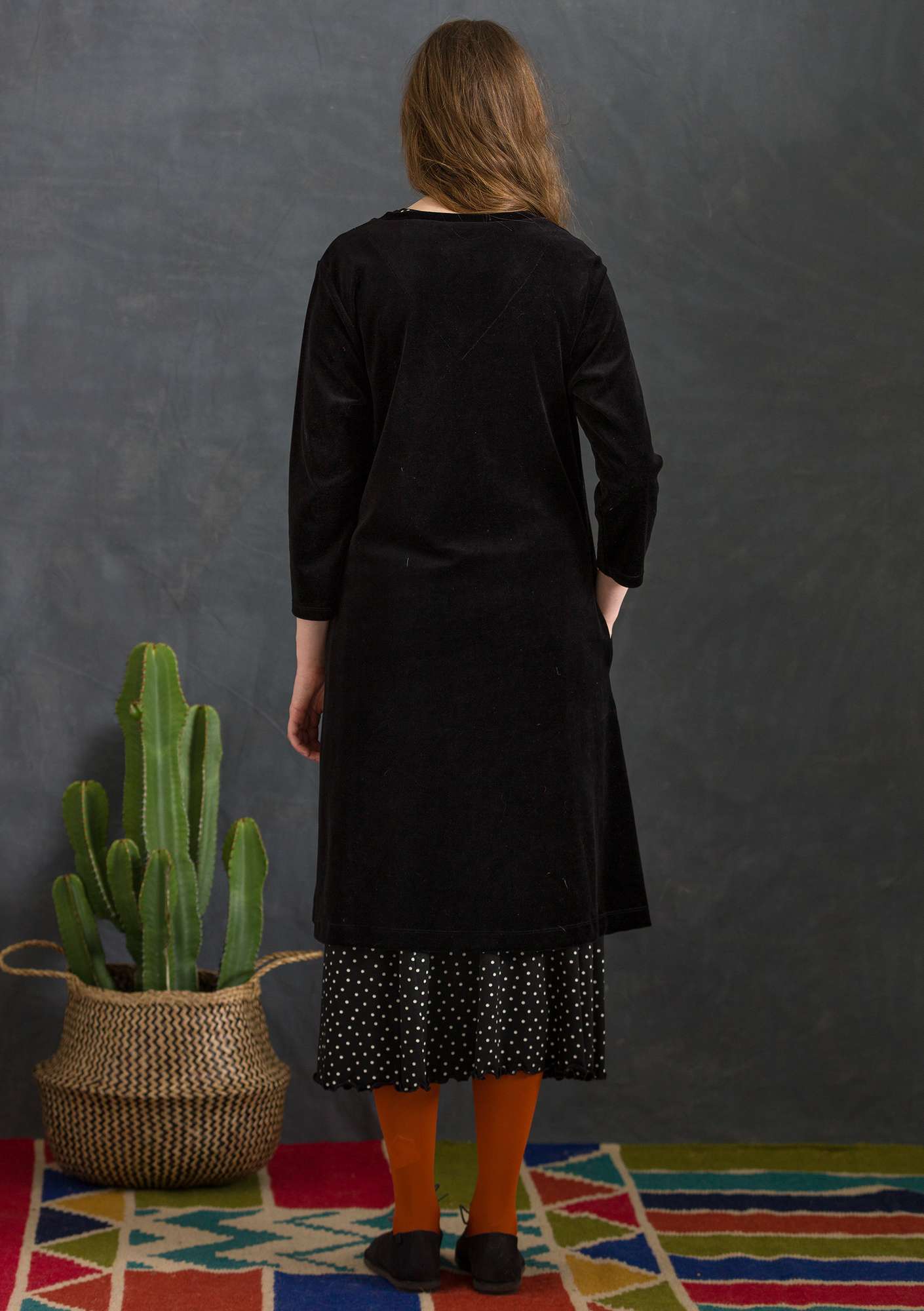 Velour dress in organic cotton/recycled polyester black thumbnail
