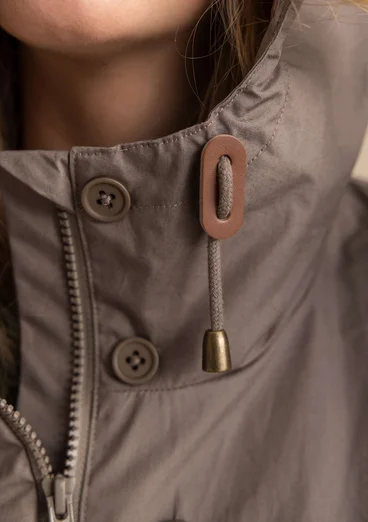 Geweven parka "Vendela" van biologisch katoen - lichtaardappel