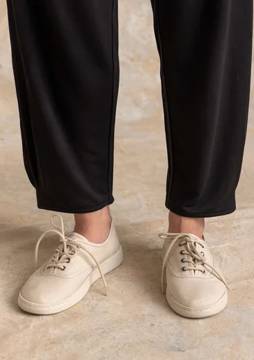 Chaussures ”Bianca” en tissu de coton biologique - plumes