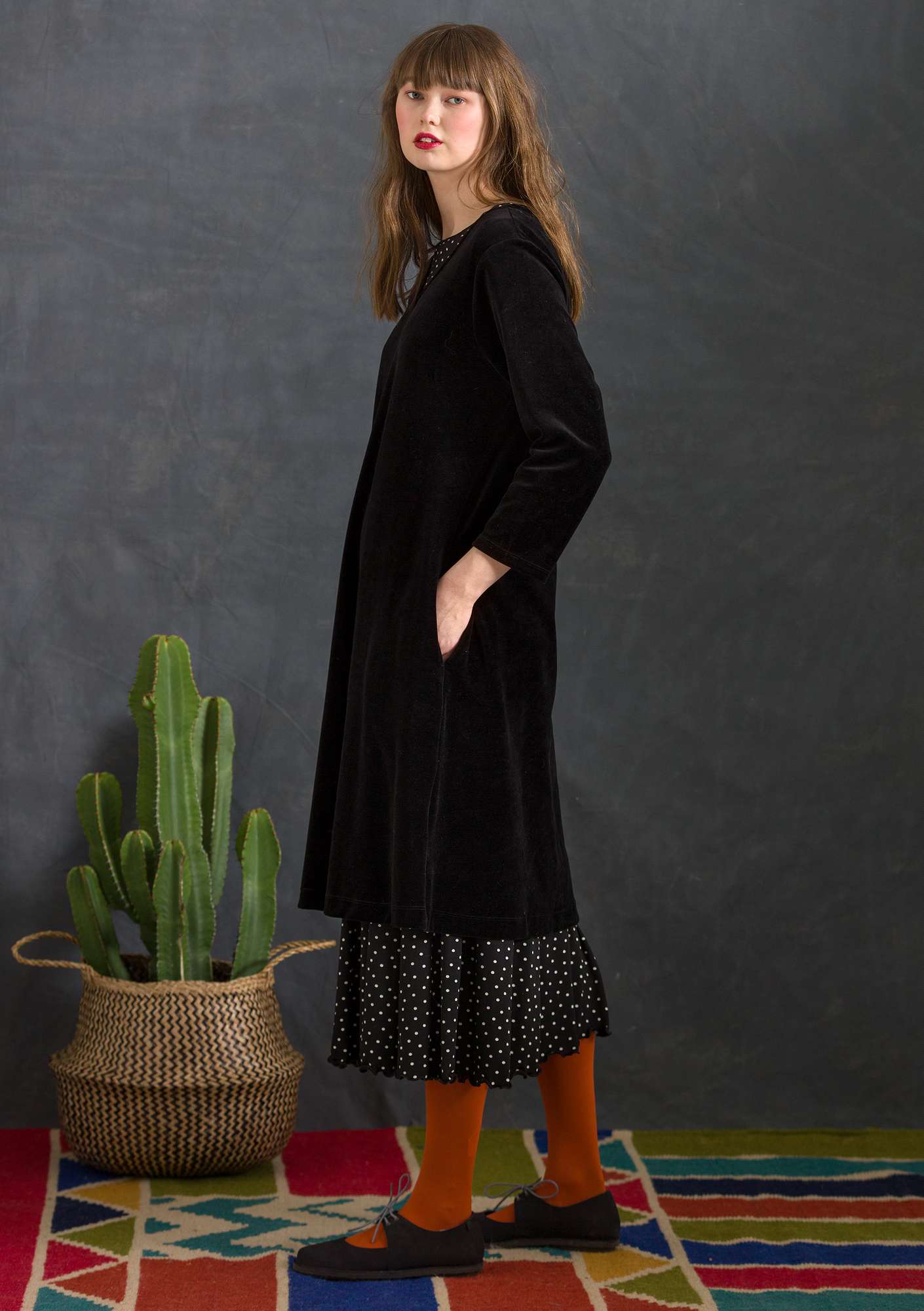 Velour dress in organic cotton/recycled polyester black thumbnail