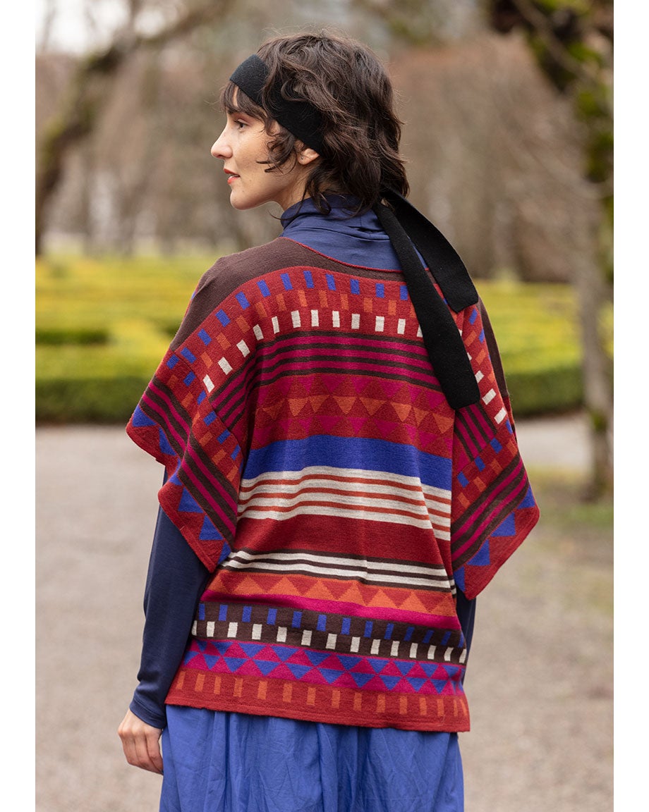 “Abstrakt” wool poncho sweater