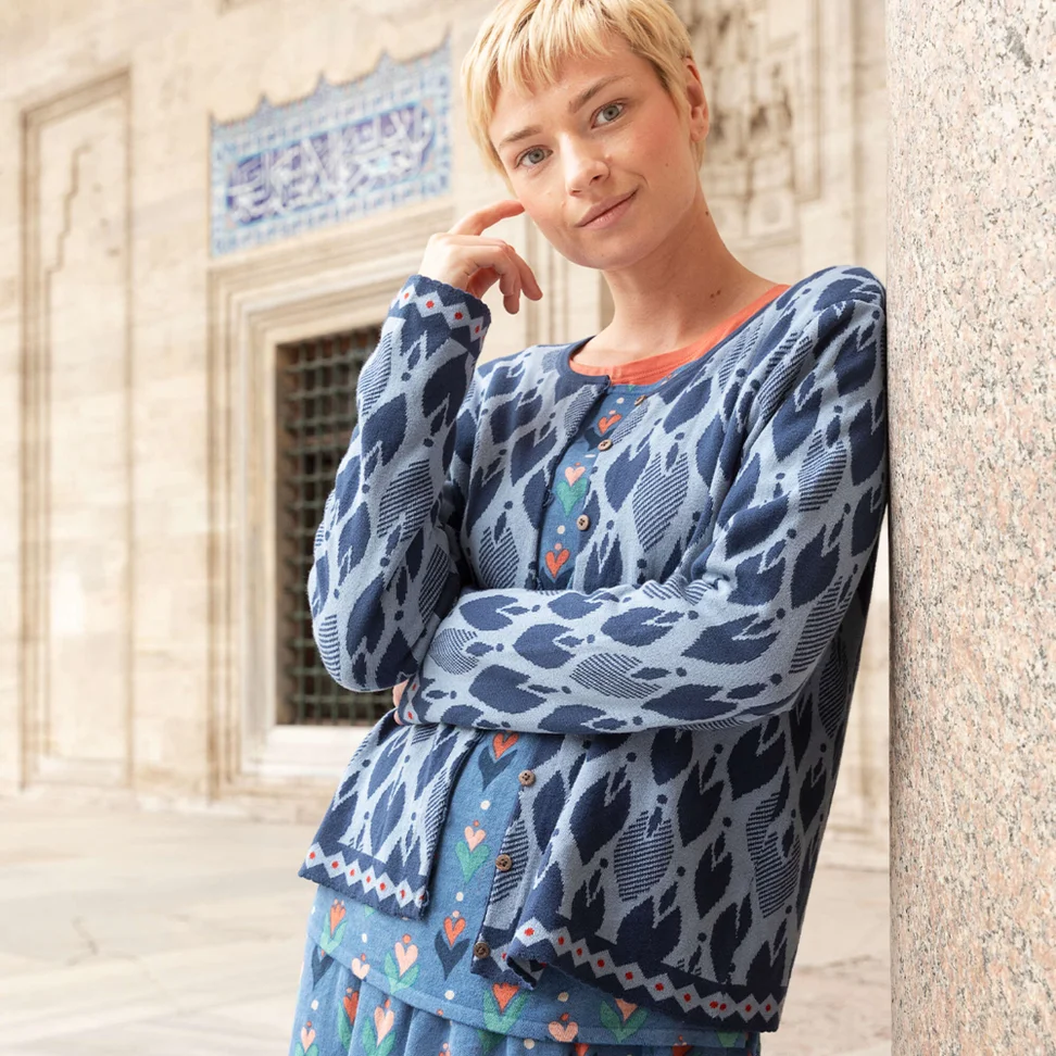 Strickjacke „Lale“ aus Bio-/Recycling-Baumwolle - indigo