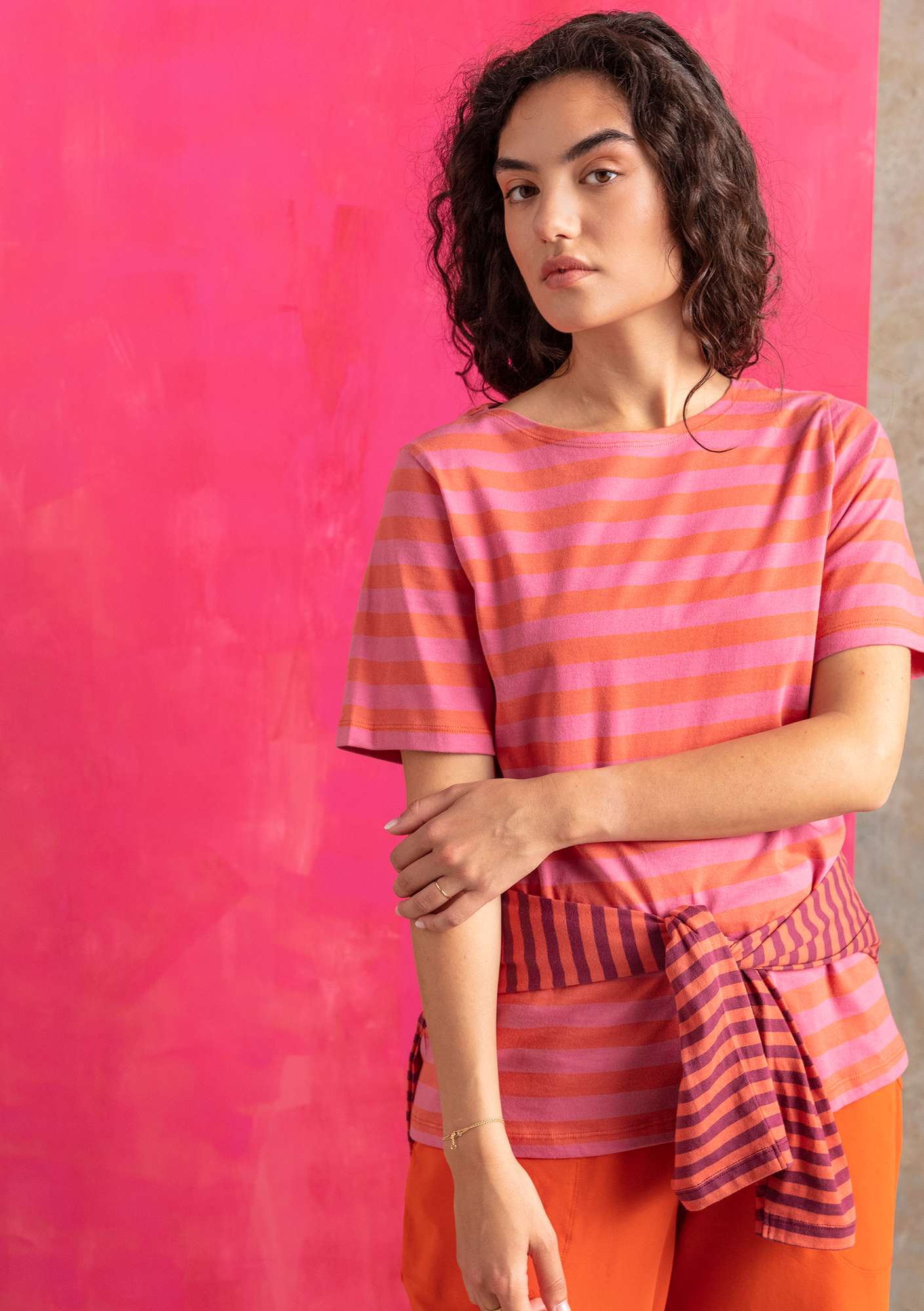 Striped T-shirt in organic cotton chili/flamingo thumbnail