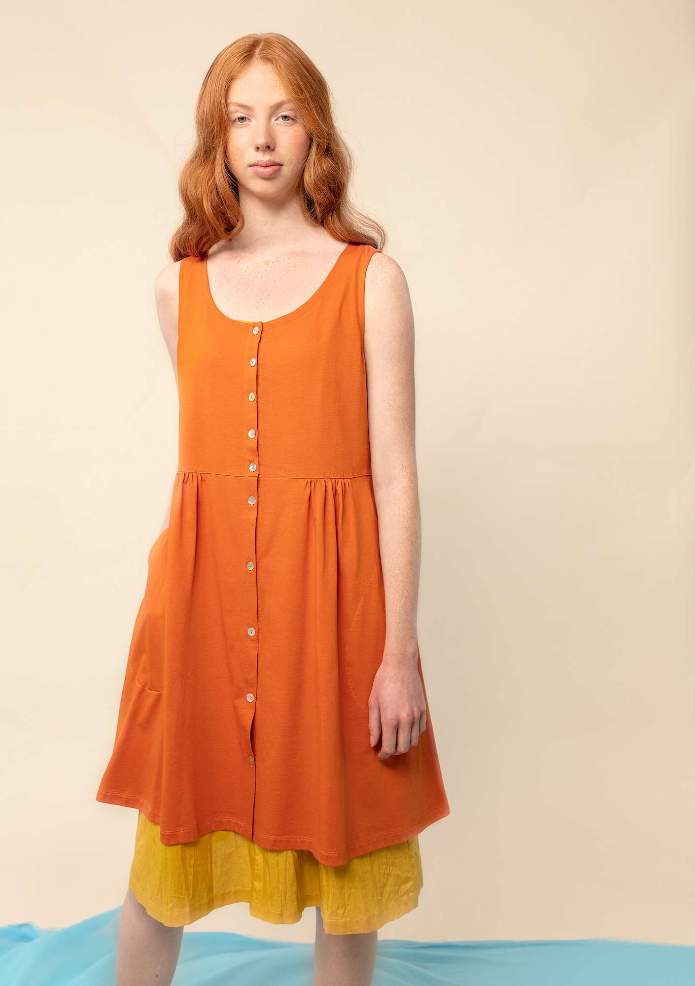 “Lotus” jersey dress in organic cotton burnt orange thumbnail