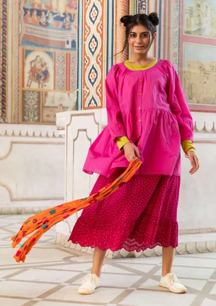 �“Insta” organic cotton smock blouse - hibiscus