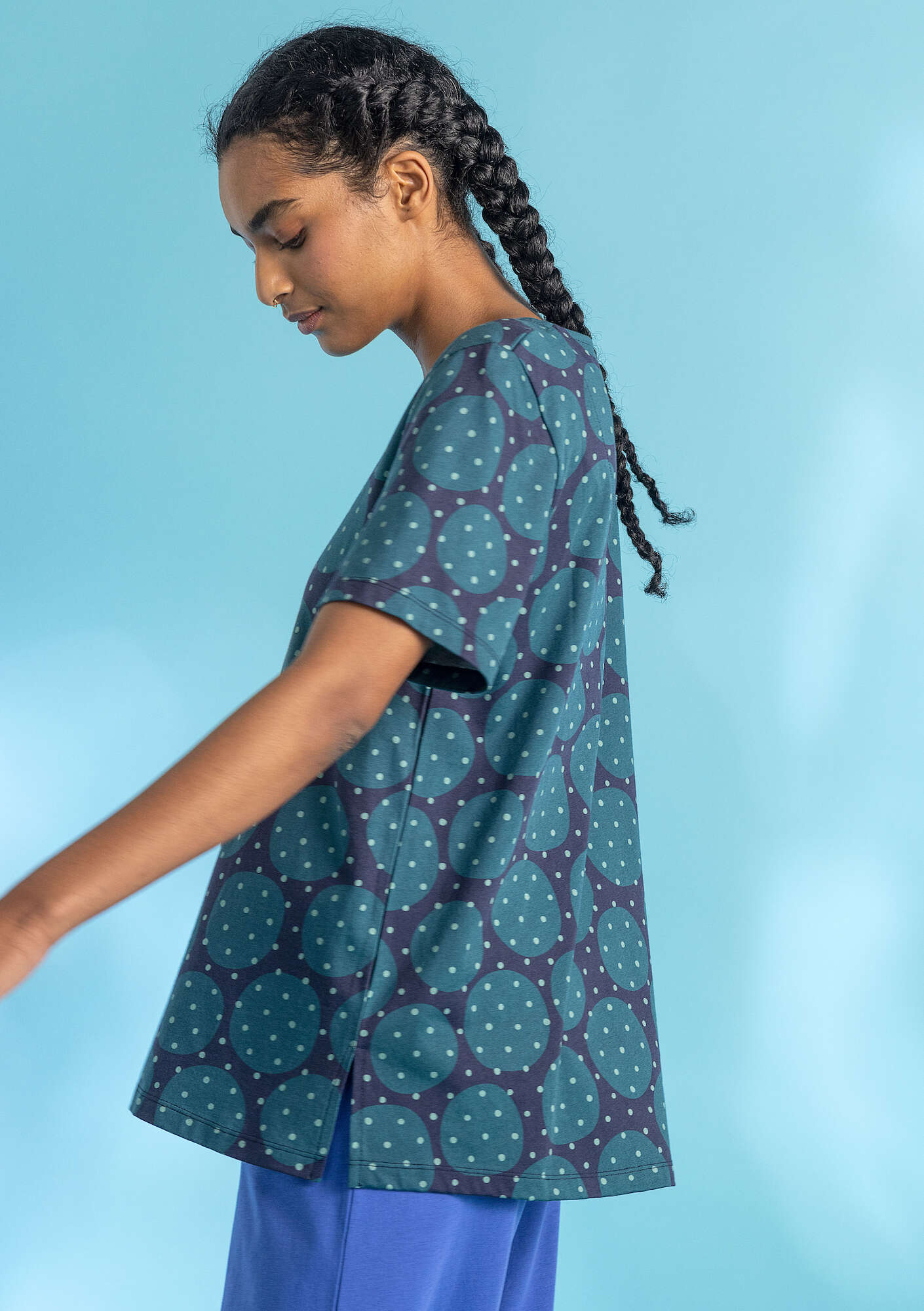 “Oriana” T-shirt in organic cotton/modal dark indigo/patterned thumbnail