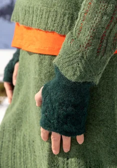 Handstulpen „Forgetmenot“ aus Alpakawollgemisch - dunkeljaspis-melange