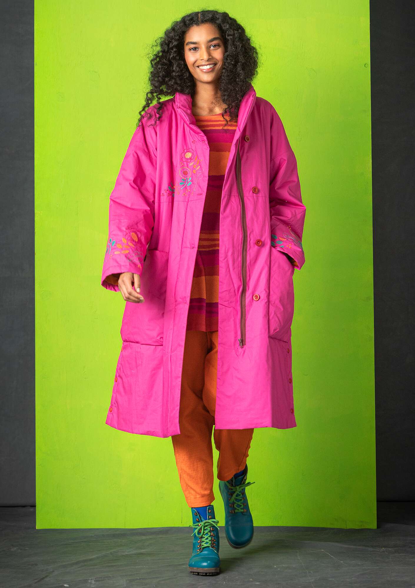 “Rimfrost” coat in organic/recycled cotton cerise thumbnail