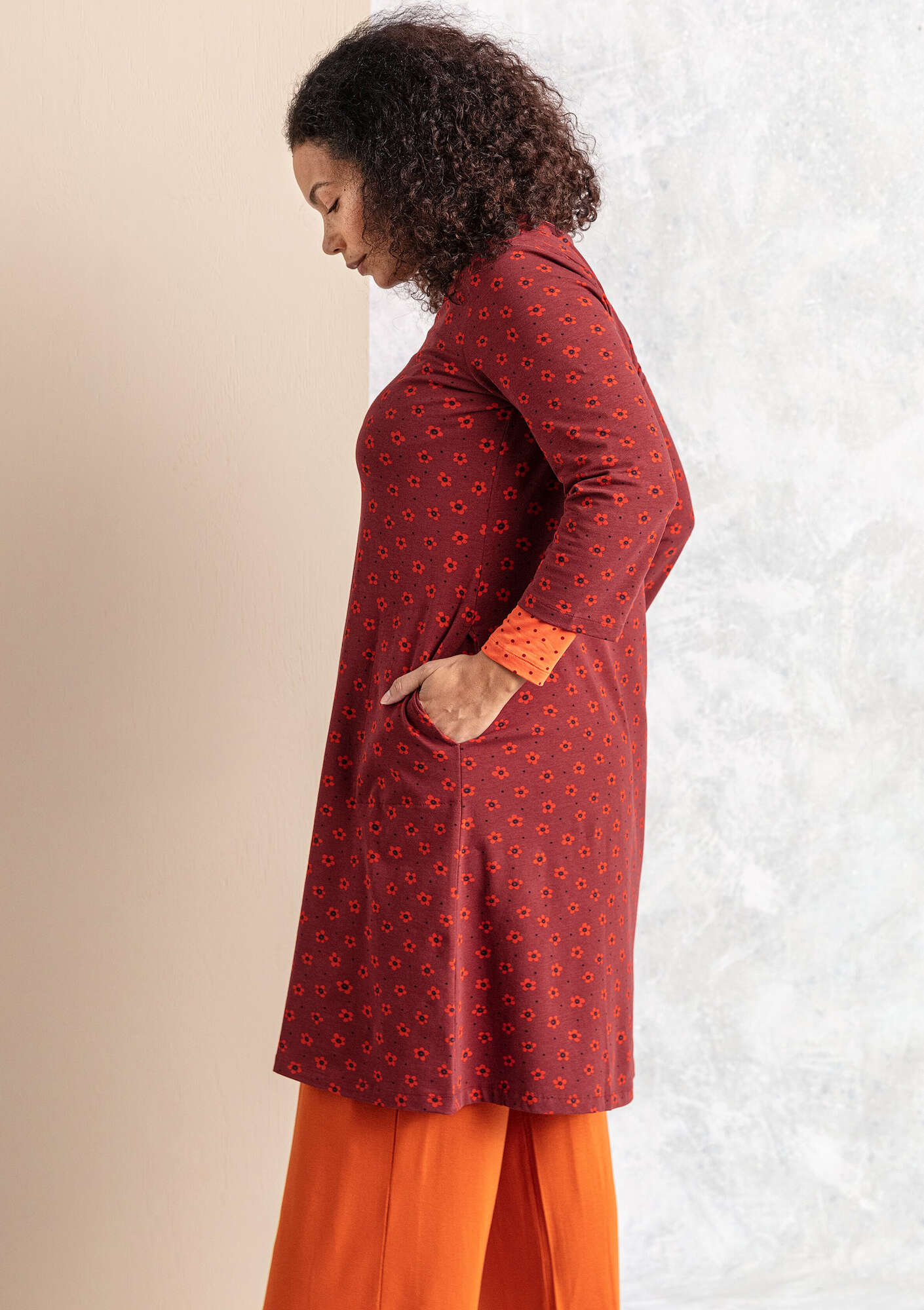“Belle” organic cotton/elastane jersey dress agate red/patterned thumbnail