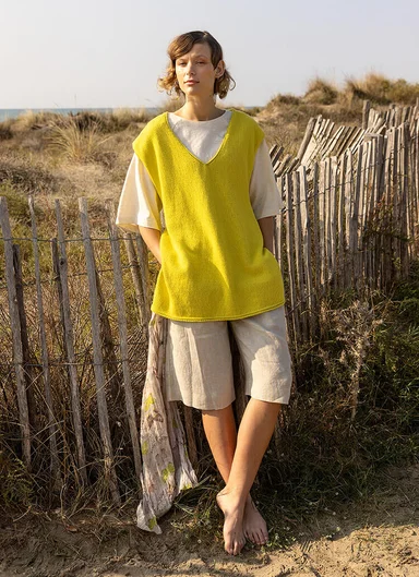 Knit vest in organic/recycled cotton