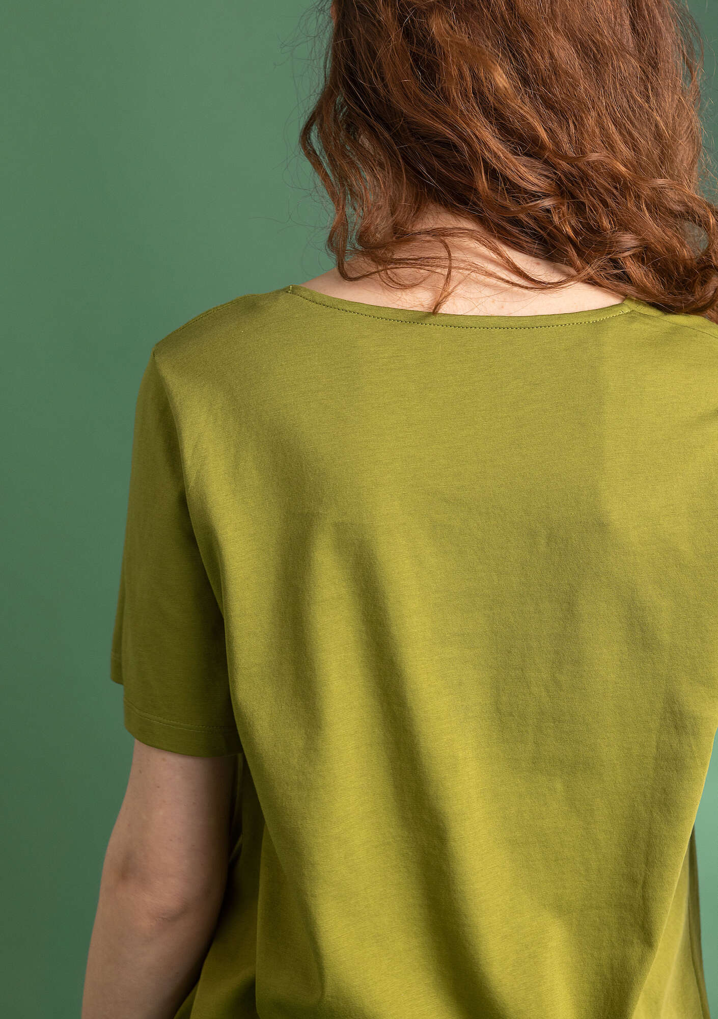 “Oriana” T-shirt in organic cotton/modal moss green