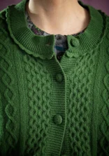 Strickjacke „Eternity“ aus Lammwollmischung - grasgrün