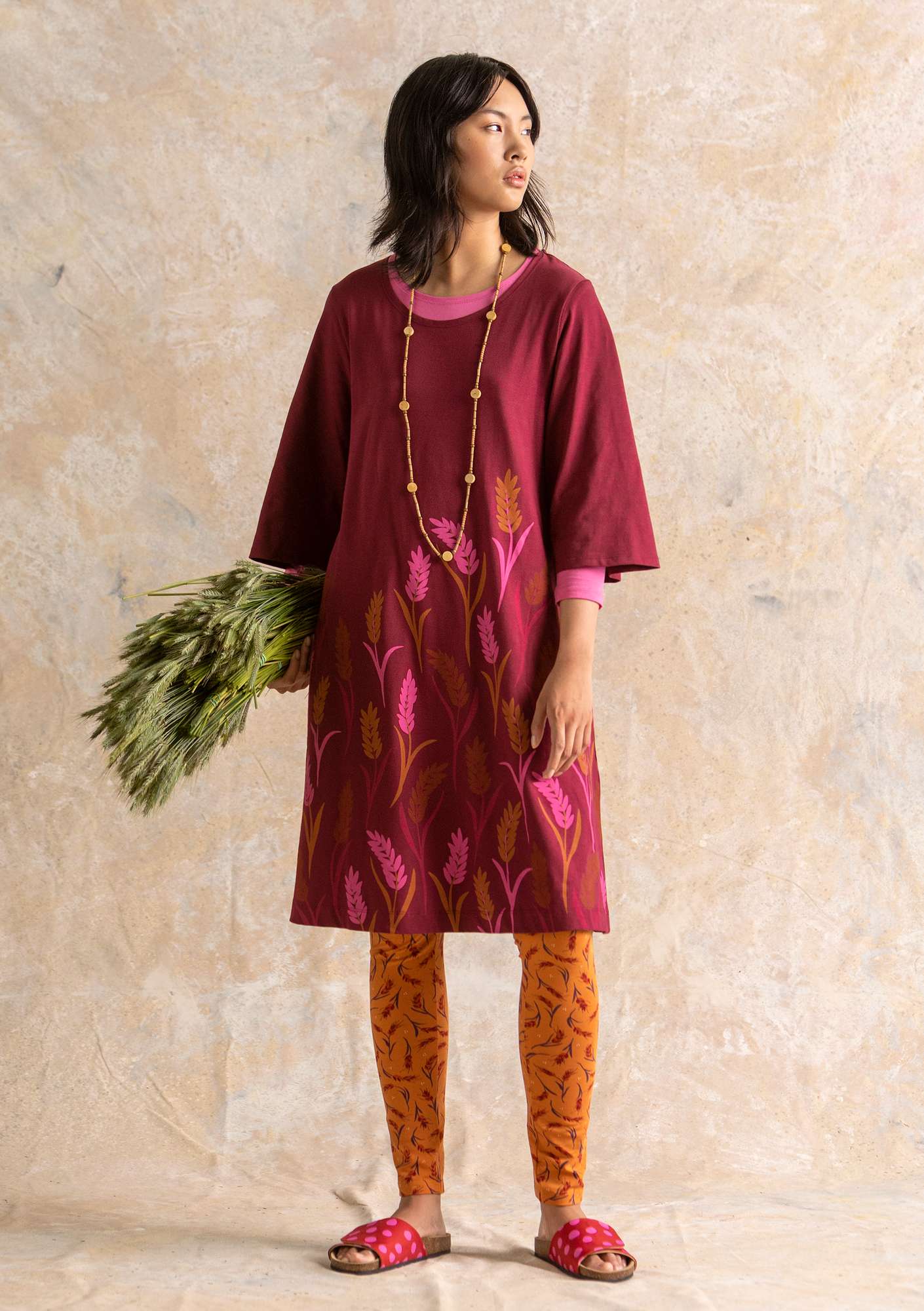 “Wheat” organic cotton jersey dress purple red