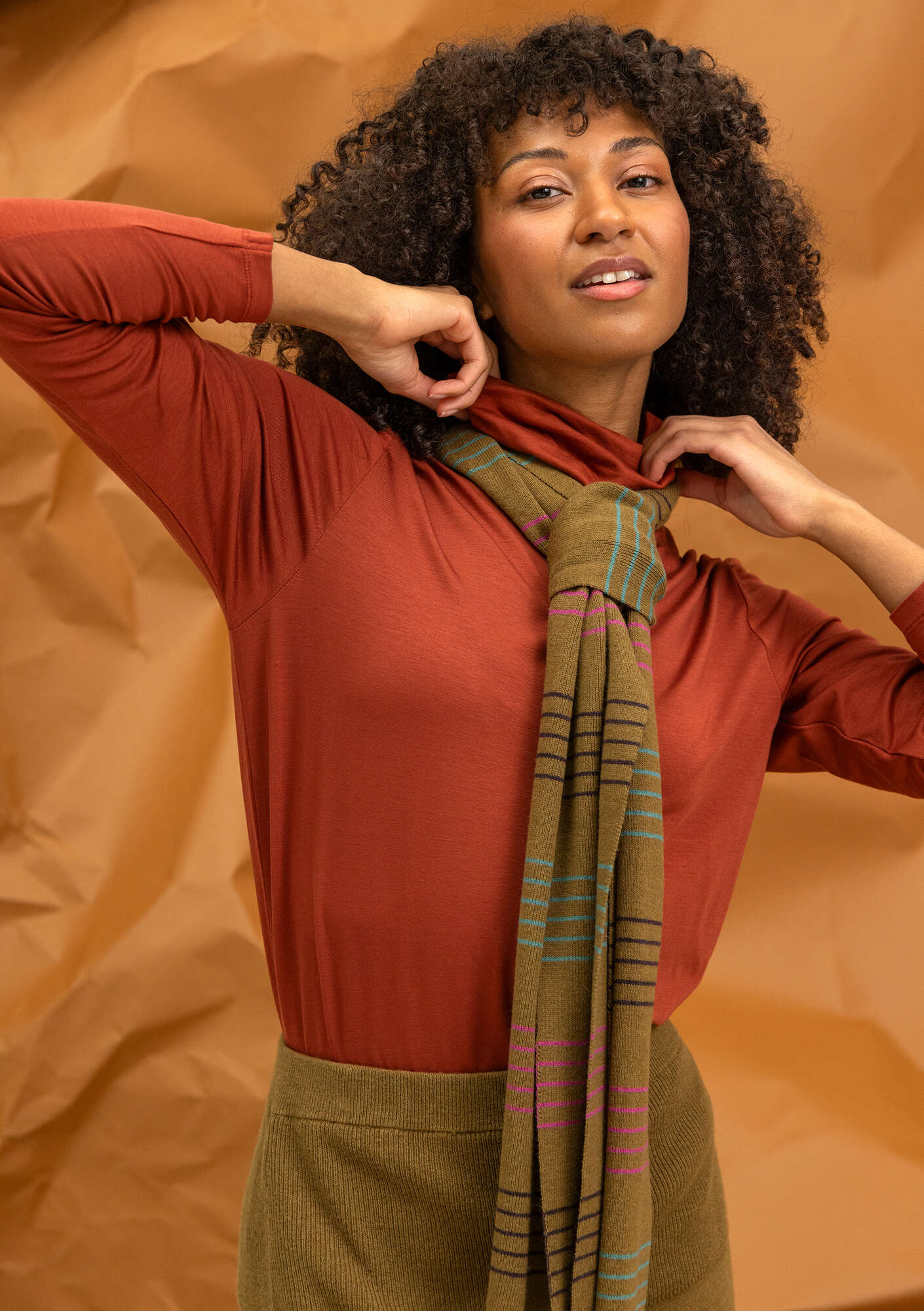 Long-sleeved jersey turtleneck in lyocell/spandex gudrunsjoden.com