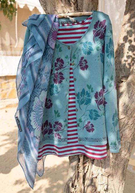 “Okinawa” shawl in wool - light indigo