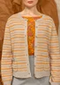 Gestreifte, gepunktete oder einfarbige Strickjacke „Wilma“ aus Lammwolle (natur melange-gestreift L)