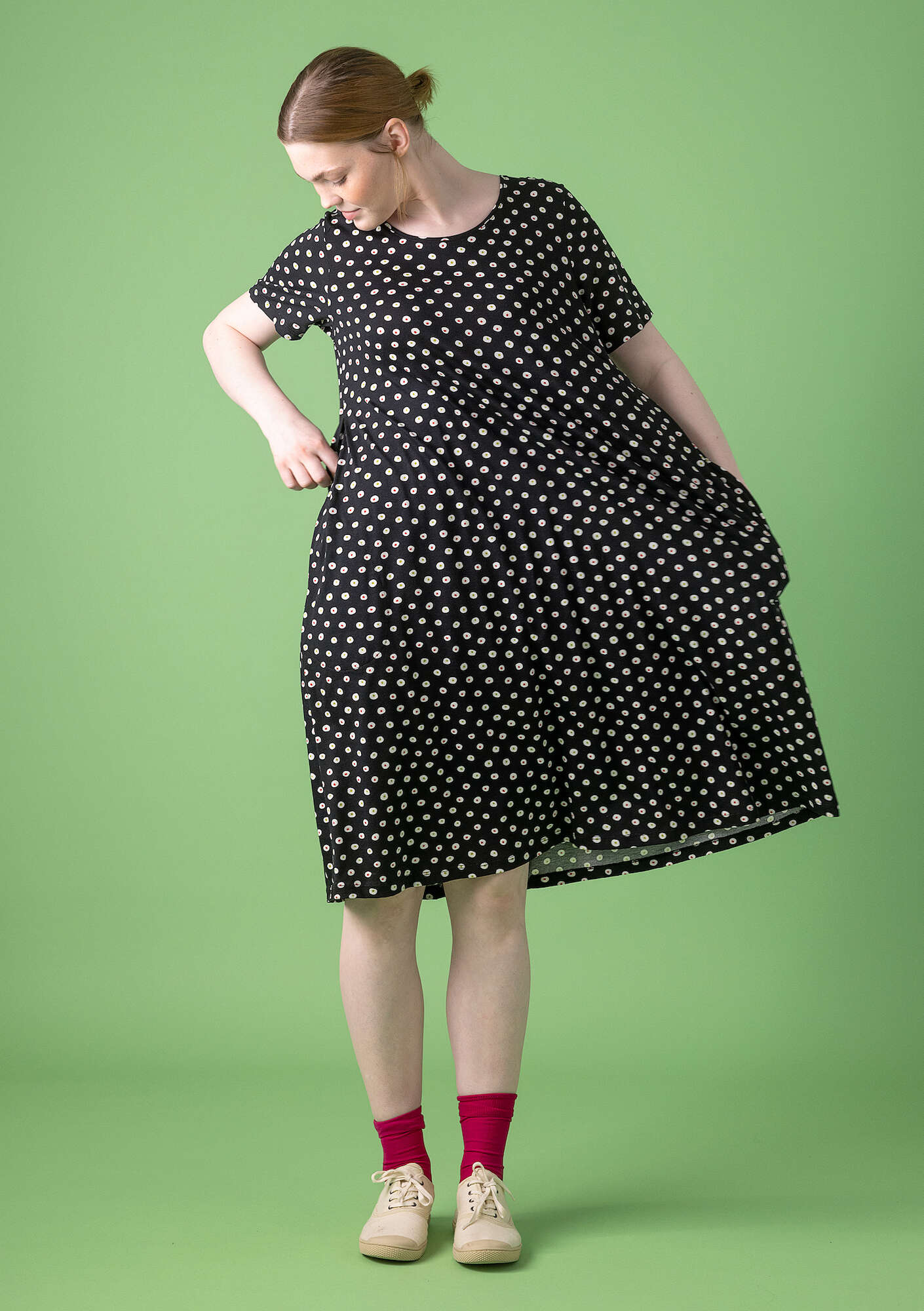 “Ines” jersey dress in organic cotton black/patterned