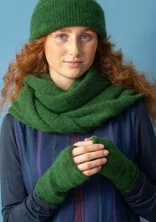 Knitted alpaca blend scarf - forest green/melange