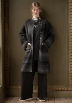 Långkofta "Eckerö" i effektfärgad ull - svart