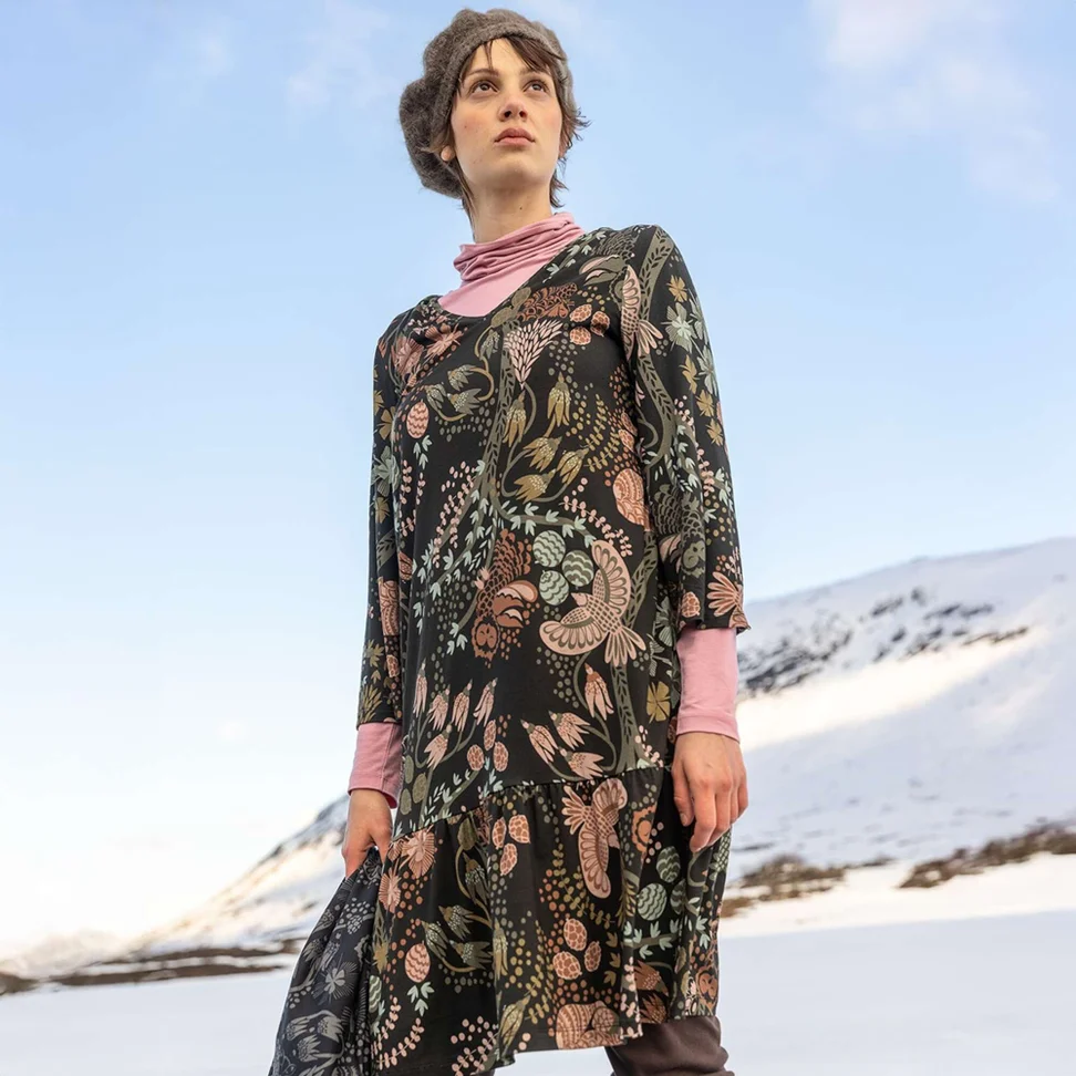 Trikåklänning "Yura" i ekologisk lyocell/elastan - svart