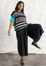 “Rut” knitted top in a blend of organic and recycled cotton - ash grey/stripe