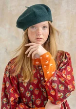 Knit beret in felted organic wool - buteljgrn