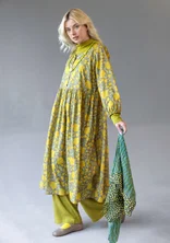 “Leah” floral/solid-colored dress in airy organic cotton - olive oil/patterned