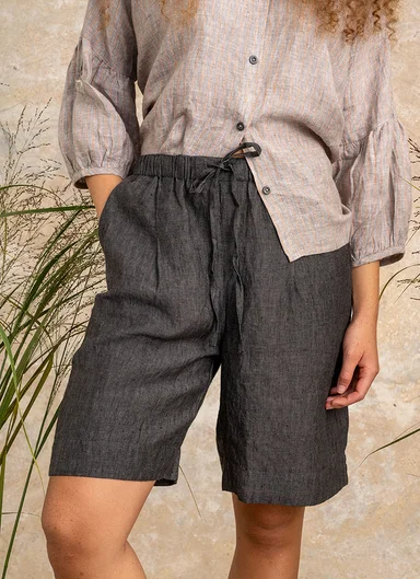 Woven linen shorts